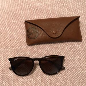 Woman’s authentic polarized Erika sunglasses